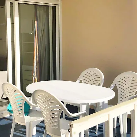 Aparthotel Le Boucanier - Pour 4 Personnes 334 *